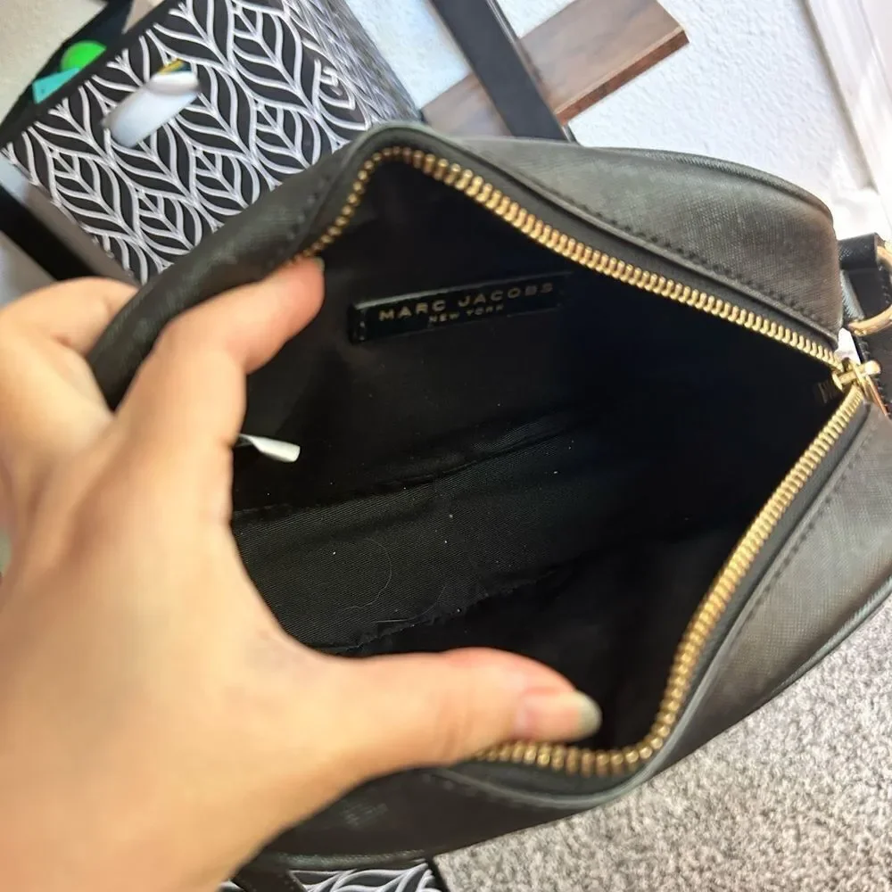 ‎Marc Jacobs Black Crossbody